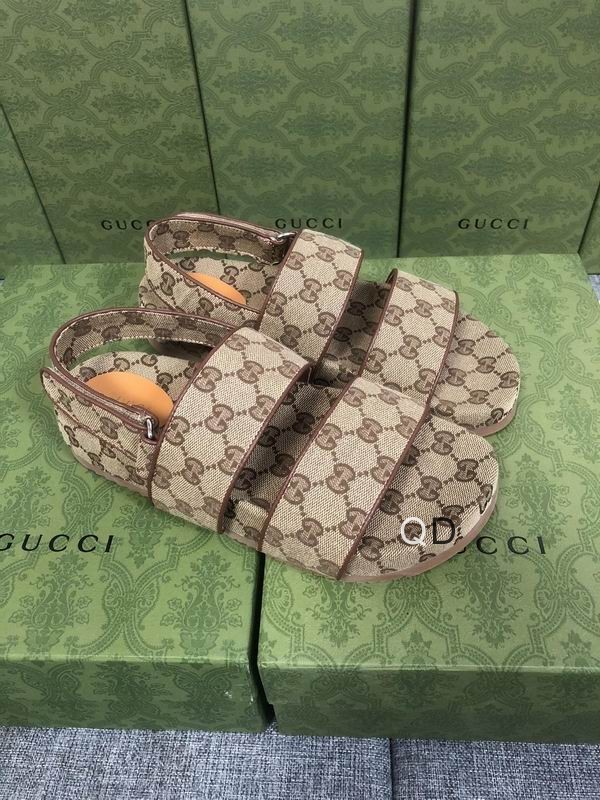 Gucci Men's Slippers 178